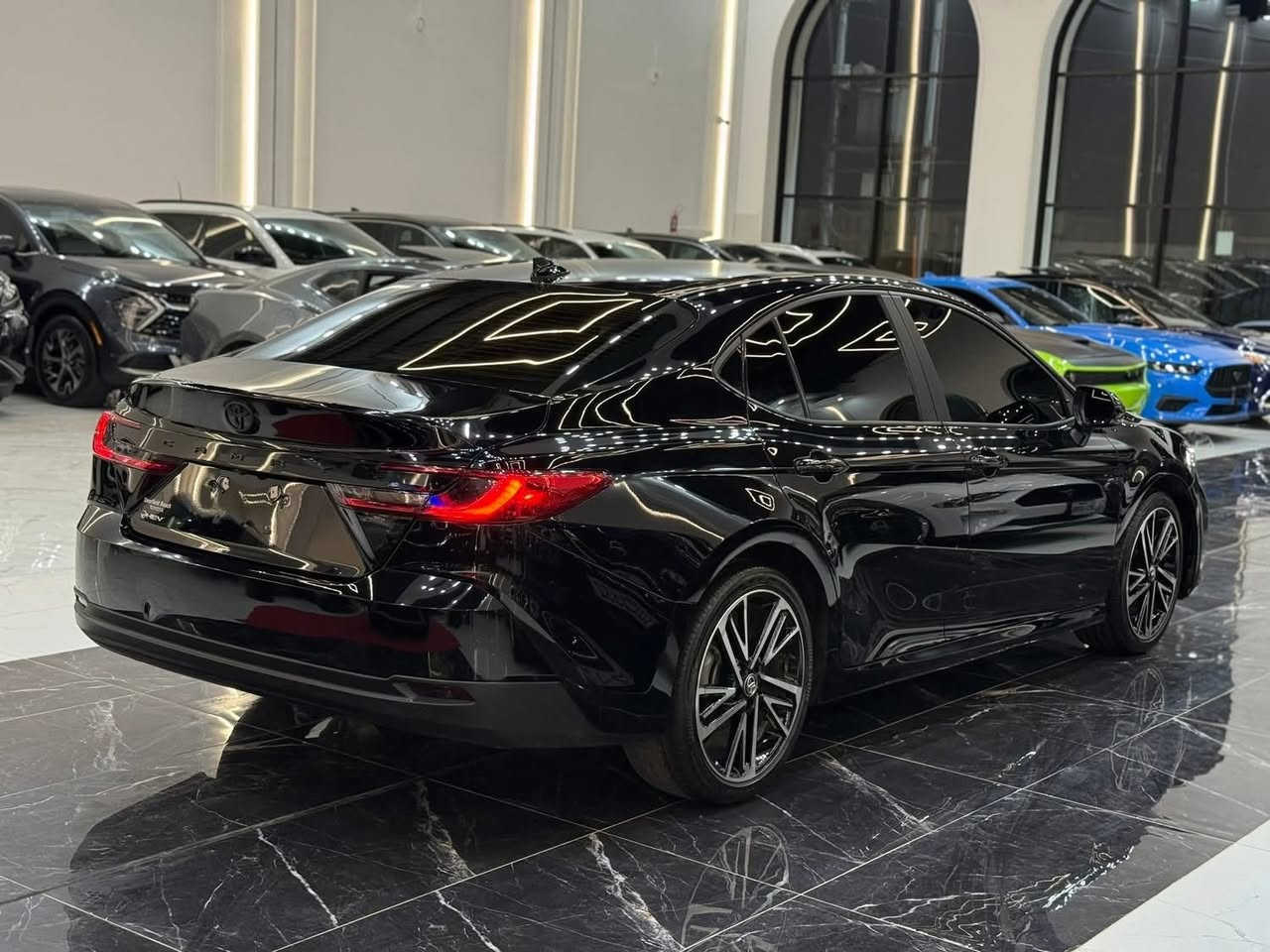 𝟐𝟎𝟐𝟓 𝐓𝐎𝐘𝐎𝐓𝐀 𝐂𝐀𝐌𝐑𝐘-𝐋𝐄 𝐁𝐋𝐀𝐂𝐊

تويوتا كامري (LE BLACK) موديل : 2025

اللون : اسود

عداد المسافة : 37 الف

حجم المحرك : 2.5L (4.سلندر) هايبرد

ملاحطة السيارة : فقط بونيد صبغ بدون دواخل

كافة الايرباكات سليمة 100%

المواصفات : 𝐋𝐄 𝐁𝐋𝐀𝐂𝐊

كيـــج الكتـــرونـــي

شـــاشة كبير لمـــس

شحن وايــــر ليـــس

كــــاميــــرة

ابـــواب  بصمة

بصمة تشـــغـــيل 
تشـــغـــيل عـــن بعد 

هـــانـــد بـــريـــك بصمة

اوتو هولد (𝐀𝐔𝐓𝐎 𝐇𝐎𝐋𝐃)

اوتو ستارت (𝐀𝐔𝐓𝐎 𝐒𝐓𝐀𝐑𝐓)

اوتو ستوب (𝐀𝐔𝐓𝐎 𝐒𝐓𝐎𝐏)

رادار امامي (تحديد مسار)
‏‎
رادار جانبي (نقاط عمياء)
‏‎
رادار خلفي (التحذير من الاصطدام)
‏‎
حساسات امامي
‏‎
حساسات جانبي 
‏‎
حساسات خلفي 

مانع انزلاق+𝐀𝐁𝐒

نظام (𝐄𝐂𝐎)

نظام (𝐍𝐎𝐑𝐌𝐀𝐋)

نظام (𝐒𝐏𝐎𝐑𝐓)

تحكيم استيرن

تبريد لمس

تبريد مركزي

كشنات كهربائي

لايتات (𝐋𝐄𝐃) ليـــد عدسة زينون

بكلايتات (𝐋𝐄𝐃) ليـــد

ويــــل كــــروم حجم 19

‏‎تفاصيل اكثر الاتصال علی ارقام التاليه  

WhatsApp☎️***********

WhatsApp☎️***********

عنوان📍اربيل فرع ناقلات

معرض كاليفورنيا كارسCALIFORNIA Cars
