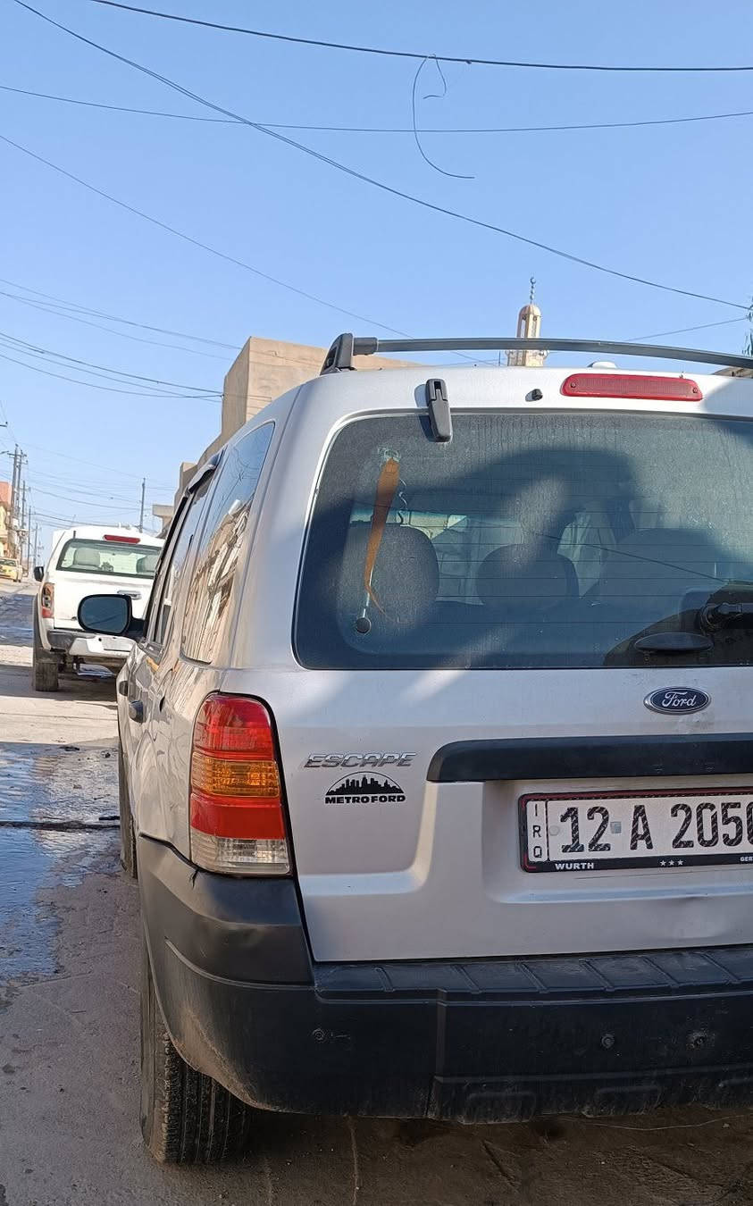 فورد سكيب 2007
بيها مكانات صبغ اثر تقحيل 
رقم دولي وسنويه لغاية 2030
كابون بانزين موجود
محرك وكير مال حاوية شرط
باتري جديد
طخم تاير جديد 
السيارة جاهزة 
السعر 65
***********
