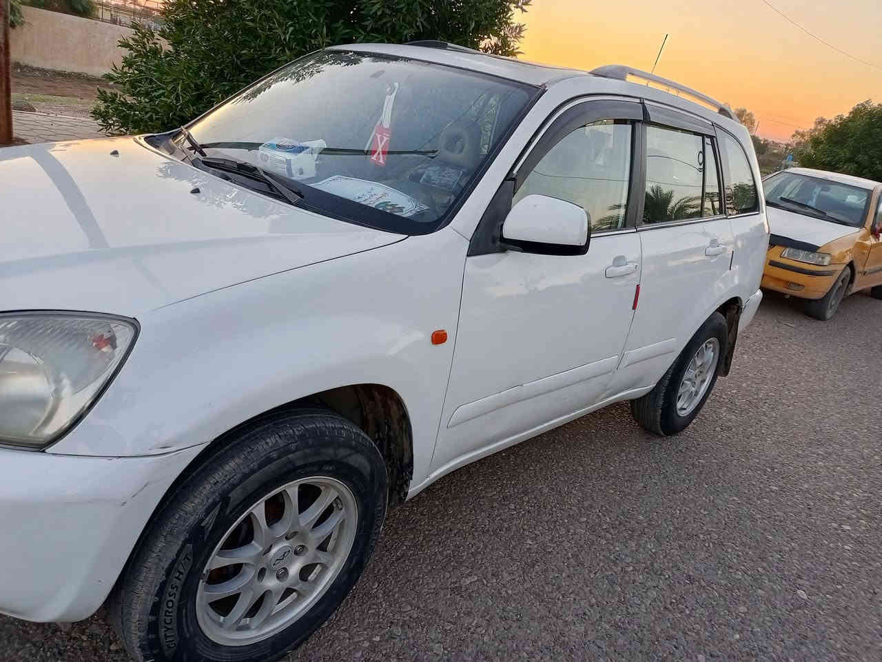 تيوك موديل 2012
كير ميكانيكي ومحرك مكفول 

السعر 60 وبيه مجال العنوان صلاح الدين قضاء بلد  رقم بابل سياره مكفوله من الضربه بس اكو خياسات 

بلدوسات

***********
