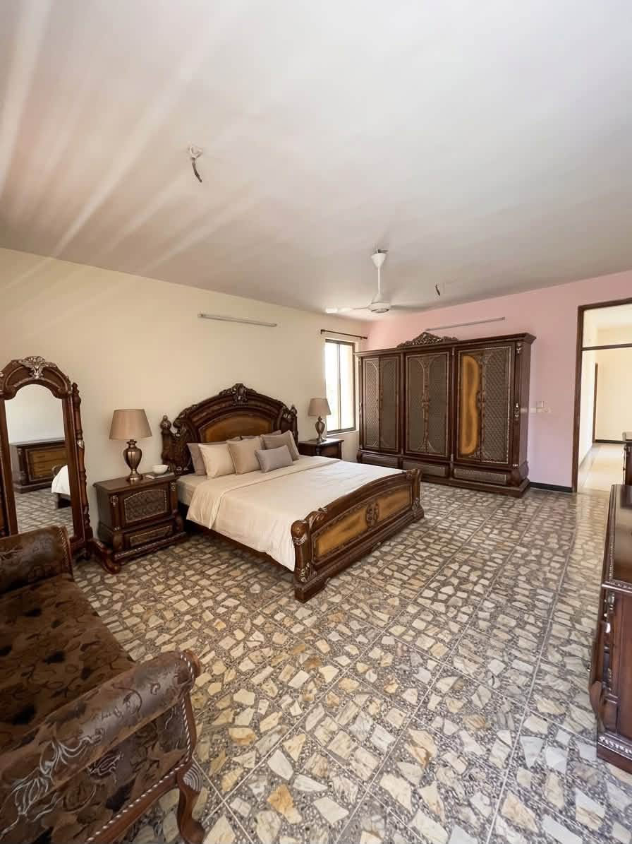 � للبيع – دار حديث

📍 العنوان: – شارع المغرب / نجيب باشا – محلة 304
🚗 الموقع: على شارع نافذ

📐 المساحة: 120 متر²
📏 الواجهة: 5 متر
📏 النزال: 25 متر

مواصفات الدار:

* مدخلان
* صالة استقبال
* مطبخ
* 3 غرف نوم
* 3 حمامات (خدمات)
* بناء حديث

📞 للاستفسار والتواصل:
***********
