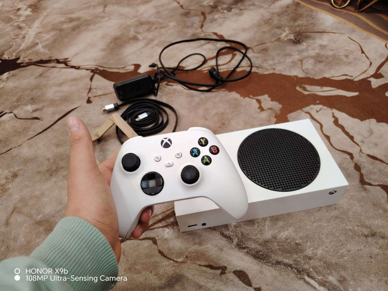 سلام علیکم جهاز اکس بوکس سيريس اس نضافت الجهاز 90 100 ويا كورتونة ويا شاحنة مال جوستك الجهاز شرط الفحص مكان الدورة جهاز رايدة 390 بي مجال رقم التراصل ( ***********) بي واتساب
