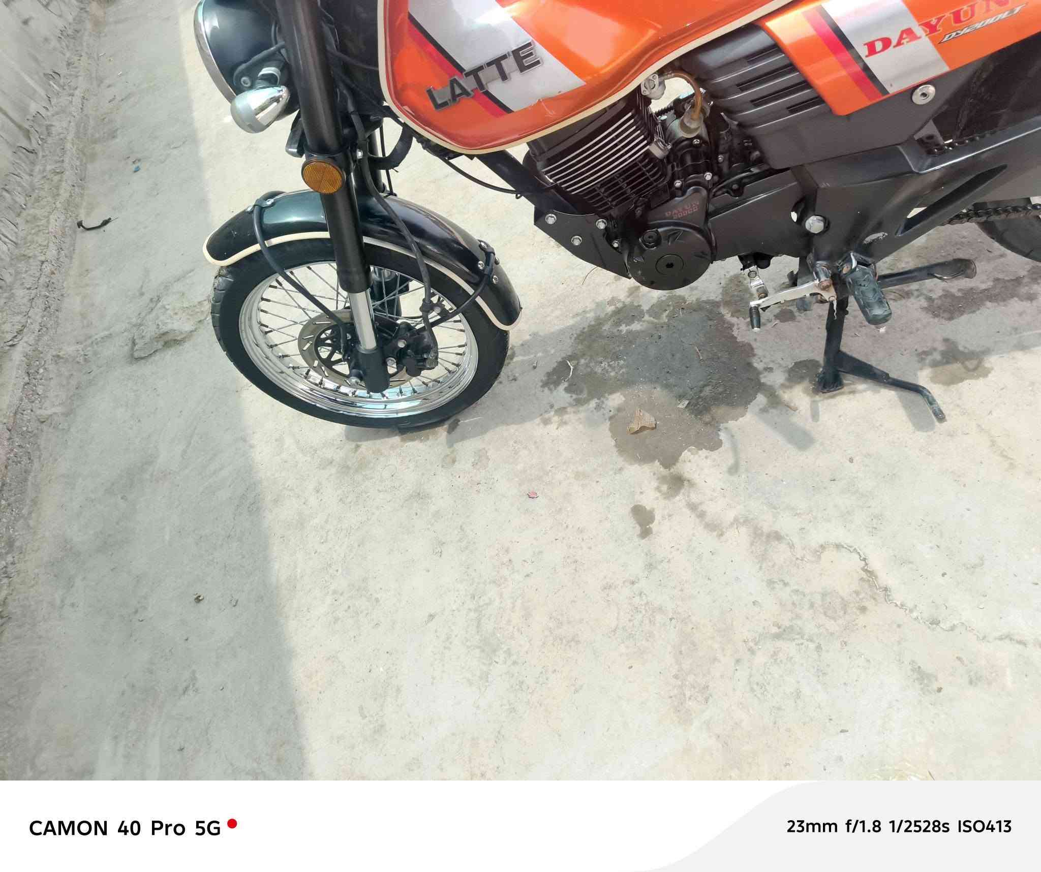 🏍️ للبيع دراجة دايون لايتي (كفالة عامة) ✨
@@الدراجة نظيفة جداً وجاهزة (شغل واطلع).
📄 الورقيات: أوراق سكنر كفالة عامة ومضمونة 100%.
💰 السعر: مليون و 100 ألف دينار (1,100,000)، وبيها مجال قليل للطيبين.
📍 المكان: بابل - الحمزة الغربي.
📞 للتواصل والاستفسار:
⚠️ تنويه: ماسنجر ما عندي، التواصل حصراً عبر:
📱 للاتصال المباشر فقط: 0771755120
💬 للمراسلة واتساب فقط: ***********
