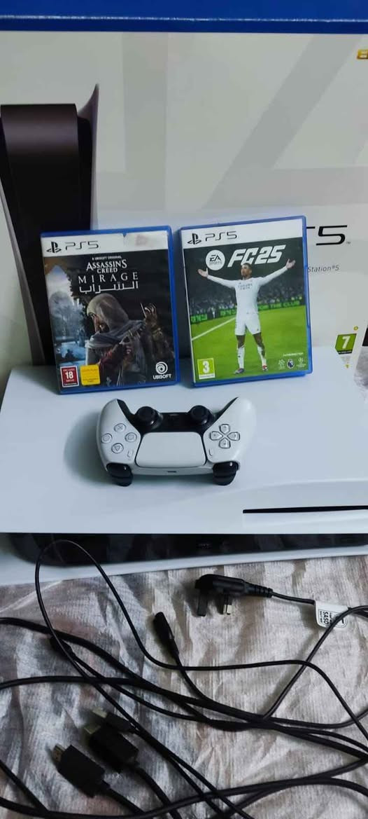 بلي فايف فات ذكرة 825
لجهاز حاله حال جديد مستخدم كلش قليل 
لجهاز يجي ويه جوستك مالته الاصلي وقرص فيفه وقرص ثاني مشتريتنه ب35 
سعر البيع 650 وبي مجال بسيط البصرة, العراق


**إذا كنت صاحب هذا الإعلان وتريد حذفه لأي سبب، رجاءا أرسل رسالة إلى الدعم الفني**