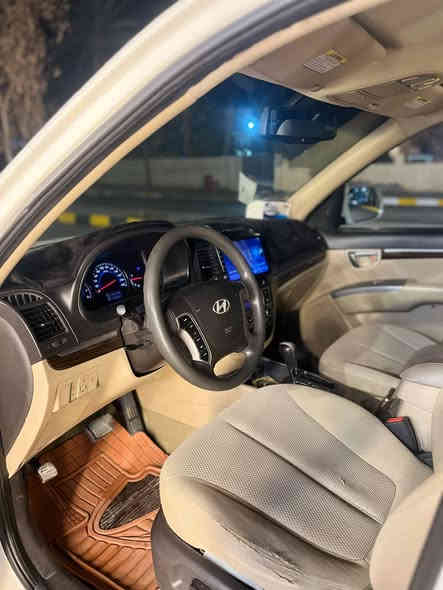 السلام عليكم...سنتافي موديل ٢٠١١  محرك ٦سلندر ماشيه ١٥٧ ألف ٧راكب فول مواصفات لتواصل *********** مكانها سامراء سنويه باسمي
