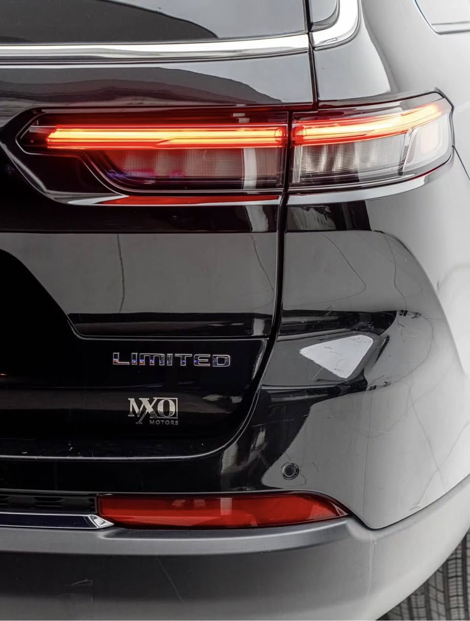 جيب كراند شيروكي  2023
كلين و مكفولة 
رقم شمالي و باج جام اسود بيها 
محرك 6  سلندر 
ماشية 43  الف 
لمتد فول بدون فتحة 
شاشات خلفية شركة 
شاشة كبيرة 
 سيارة نظيفة و بدون مصرف 
تفاصيل اكثر واتساب 

0750 534 4376
