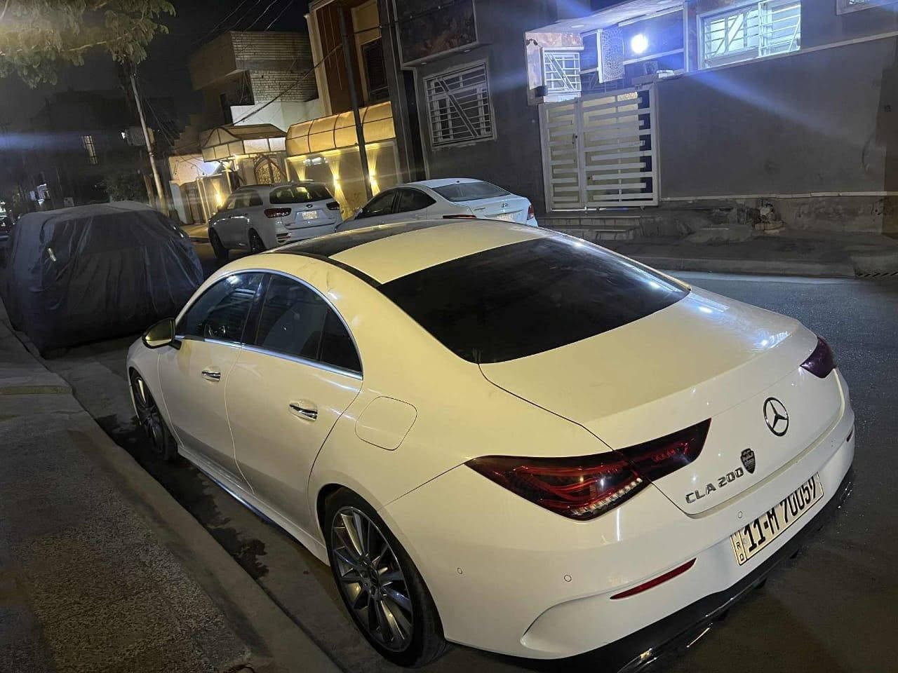 مرسيدس 2019
Cla200 خليجي 

رقم بغداد باسمي تحويل مباشر 
ويل 18 تو سايز 

كير محرك صدر سياره جاهزه 

محرك 2000 تيربو 

السياره بانورما 

ماشيه 48 كيلو

كشنات تدفئه 
 دخول ذكي 
موس لمس 

شفتات بل سترين 

4 وضعيات قياده 

شاشه تتغير ايضاً 4 وضعيات 

الالوان الداخليه متغيره 64 لون 

مري كهرباء  وقلابه عند الرجوع 

شاشه متصله قطعه وحده 

قطعتين تبريد 

السياره نصبته كلش حلوه
ملاحظات سياره بيها بارد بالجاملغ خلفي ونص صبغ بالدعامية خلفيه وسونار موجود 
***********
***********
