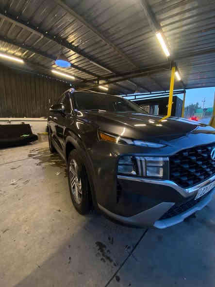 السلام عليكم … هونداي سنتافي 2023 SEL لون نفطي محرك 2500 بدون تيربو بصمه شاشه كبيره كامره لايت زنون تبريد قطعتين شفتات ستيرن رادار امامي وخلفي وجانبي خطوط بيضاء تشغيل عن بعد كشن كهرباء وتدفئه كشنات صندق كهرباء ماشيه 16000 الف كيلو السياره اخت الكلين جاملغ امامي تعديل بارد فقط وباب السكن بي على كد شبرين بخ فقط رقم شاصي  5NMS24AJ3PH60804 السياره اخت الزيرو بدون اي نقص السعر المطلوب 22800 وبيها مجال للطيبين رقم اربيل جديد باسمي تحويل مباشر مكان السياره اربيل عنكاوا للاتصال *********** أربيل
