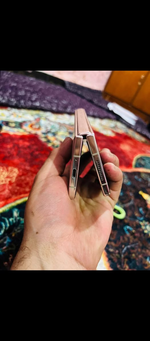 سامسونك زد فولد 4 الشاشه الكبيره صار بيها حبر اسود جديد شرق اوسط ذاكره ٢٥٦ امريكي للبيع او مراوس بسامسونك الترا


**إذا كنت صاحب هذا الإعلان وتريد حذفه لأي سبب، رجاءا أرسل رسالة إلى الدعم الفني**