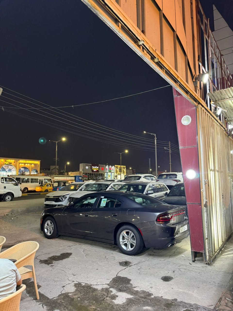 سلام عليكم 
جارجر موديل  2022اصل 
رقم بصره دولي بسمي 
السياره كفاله عامه ما عده بارد بالجاملغ بصفحت العبري الكدام 
السياره ما مشتغله بخط استخدام شخصي
السعر 245 وبيها مجال 
الاستفسار الاتصال بالرقم 
***********
مكان السياره ميسان العماره 
مكلف بالنشر
