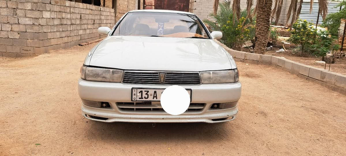 السلام عليكم سياره للبيع كرسته نفخ موديل 92 رقم ميسان جديد باسمي محرك 2500 تبريد شغال صبغ جماليه مكفوله من الضربه والنقل والكص والعيب الشرعي السعر 75 وبيه مجال العنوان بصره ابو الخصيب رقم الهاتف ***********
