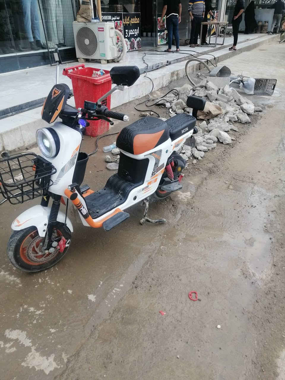 دراجه شحن HLS جديد مستعمل شهر واحد بطاريه 32 شد قبل ٤ ايام  السعر ٤٥٠ قفل اليريد يتصل على هذه الرقم *********** المكان ديالى بعقوبه المفرق
