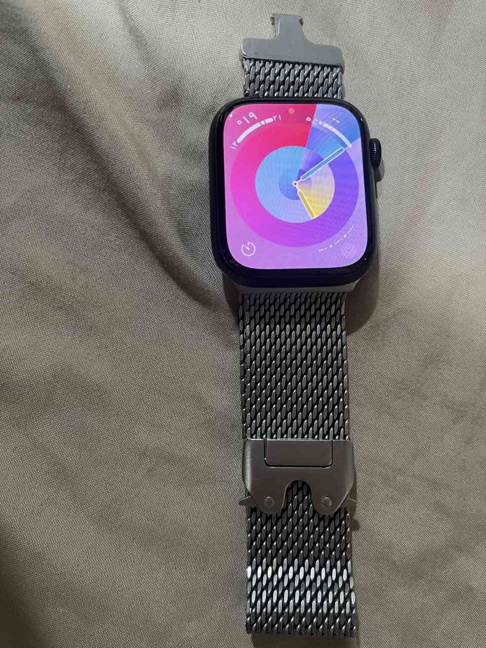 Apple Watch series 7 NIke
Battery 85

ساعه ابل جيل السابع 
بطاريه ٨٥
نضافه فول 
السعر ٢٢٠ 
واتساب 
***********
