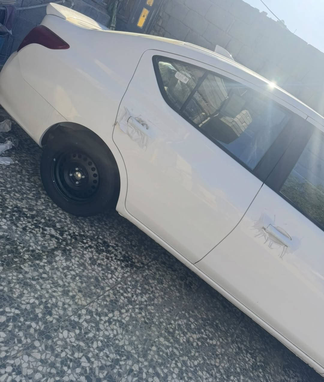 نيسان صني موديل 2024 السيارة جديده ماشيه اقل 9 الف  السياره كفاله بيهه اقل الصبعين بارد اي استفسار هاذا رقمي 
***********  هاذا اتصال
***********  هاذا واتساب
