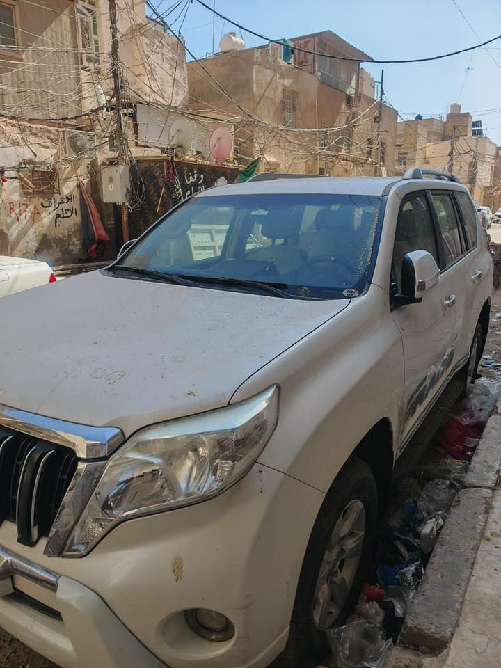 السلام عليكم 
للبيع سيارة تويوتا برادو 2014
اربعه سلندر TXL
ماشيه 25,000 كم
 السيارة كفاله عامه وشبه مخزونه 
للاستفسار الاتصال على الرقم 
السعر 295 وبيها مجال 
***********
