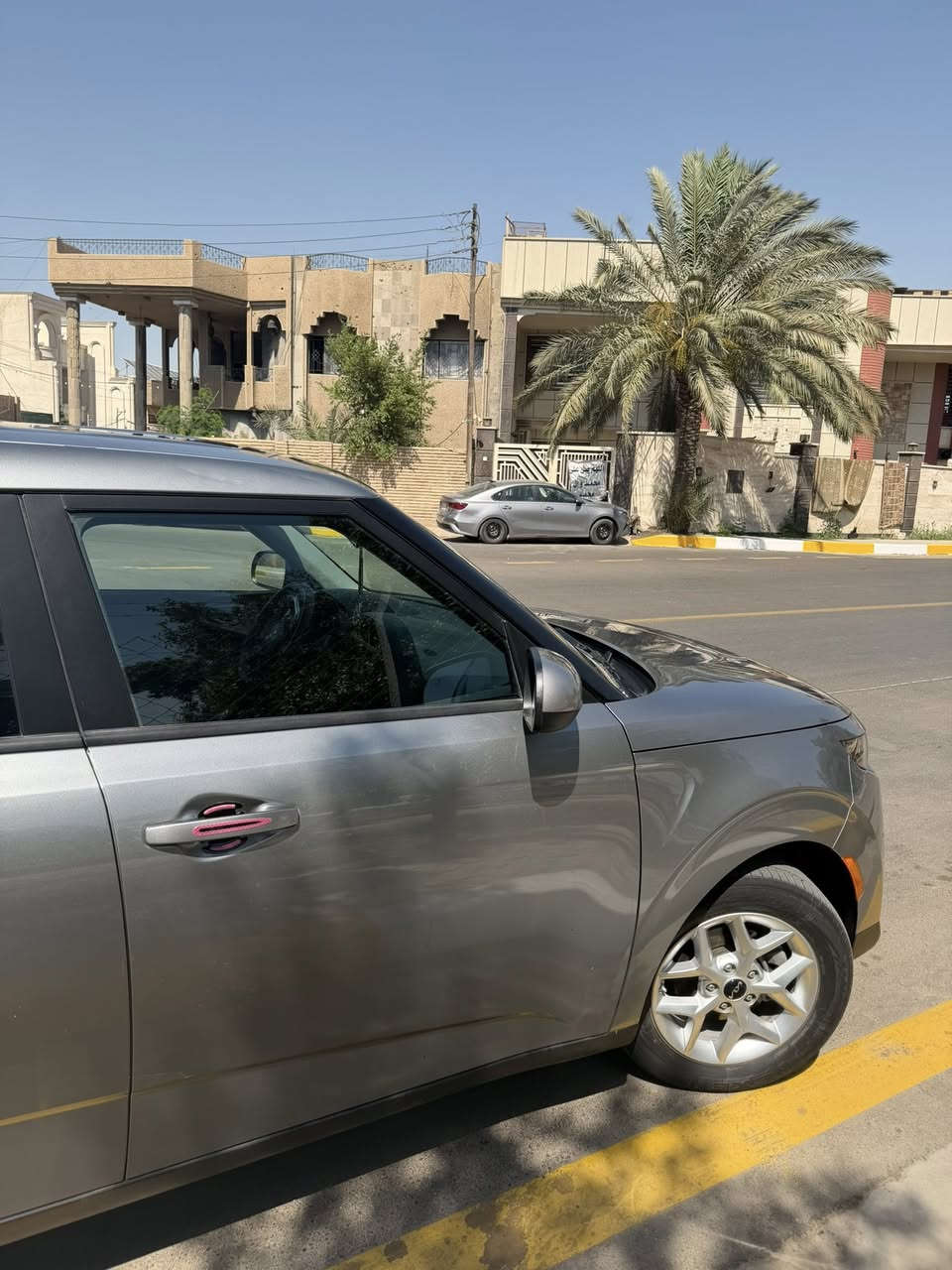 Kia soul 2025 | كيا صول 2025
-السيارة دخول جديد زيرو ماشية 15 mil 
- مكفولة كفالة عامة من الصبغ والشاصي واللغد والكير والمحرك
- تبريد ثلج
- محرك 2000 دوش
صور الحادث مرفقة مع الصور
-  جاملغ مبدل بلادي بدون قطرة صبغ
- الدعامة الامامية مبدلة بلادي بدون صبغ 
📌السيارة ممرقمة يعني بدون رقم 
مدفوعة كاملة من كمرك والدخول وكلشي يعني كبل تتحول 
📌 السعر ١٥٥ ورقة 
للاستفسار الاتصال ع الرقم

+964 774 027 7451
