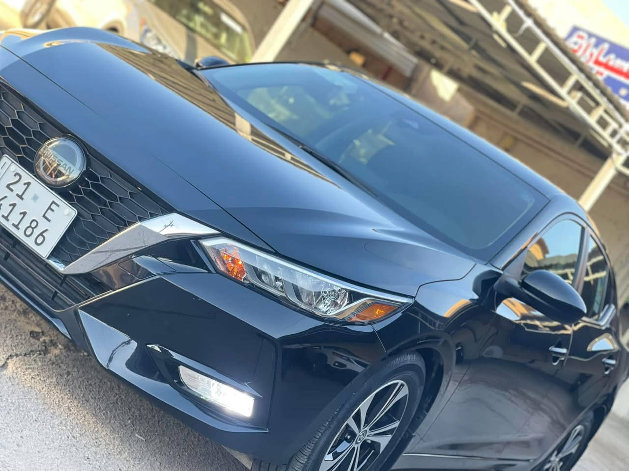 سلام عليكم نيسان سنترا موديل 23 بدون صبغ بدون ايرباك ماشي 20 الف مرقم كامل اسمي ترقيم جديد مكان سيارا ديالى خانقين ***********
