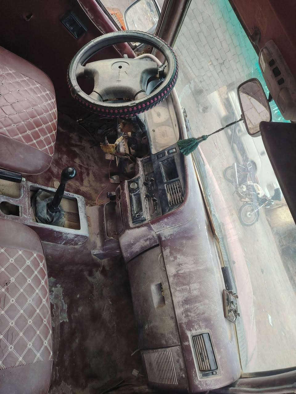 سياره دير جاهزه محرك جديد كابريته سياره مسوي خيسات تريد صبغ راعيه موجود يداور ***********سعره ١٤ورقه
