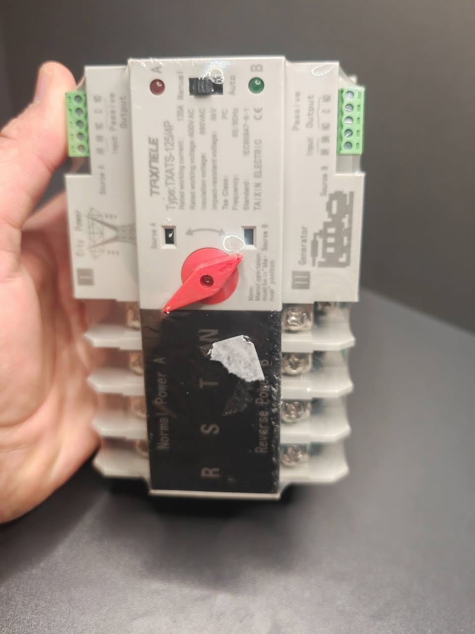 جينج اوفر 4 فيز، ATS، قدرة 125A
متوفر جينج اوفر 4 فيز، ATS، 125A، جديد غير مستخدم بعده بالنايلون، كوالتي ممتاز جدا ، اللي يستفيد منه ينطينا سعر وبالعافية 
يوجد توصيل لجميع المحافظات ***********
