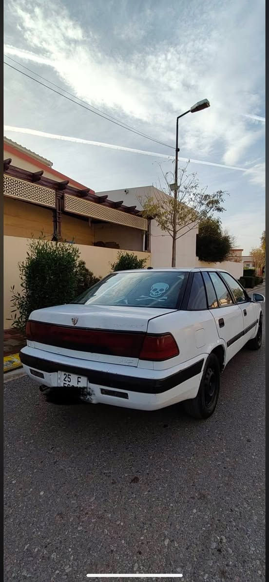 السلام عليكم
دايو اسبيرو 1994
محرك فل 16 
كير عادي
تبريد 
بدون ضربه
بيه قطعة صبغ
سنوية جديد مشروع وطني لحد 2031
هزه جديدة
صدرها وتخم تاير جديد 
سعره 32 وبيها مجال 
***********
