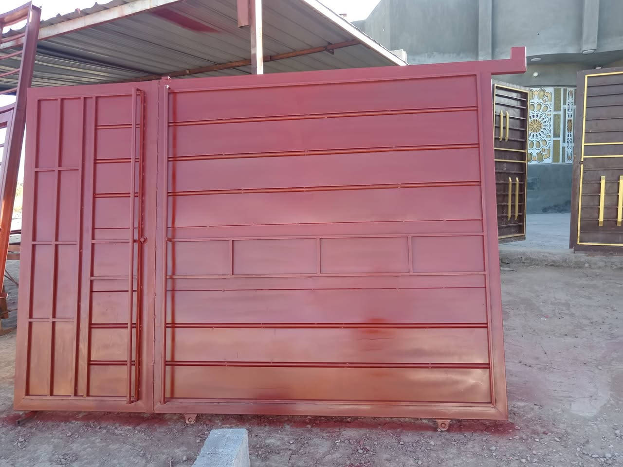 باب سلايت للبيع ثلاث مترات والارتفاع مترتين وعشره اتصال على هذا الرقم سعر مناسب***********
