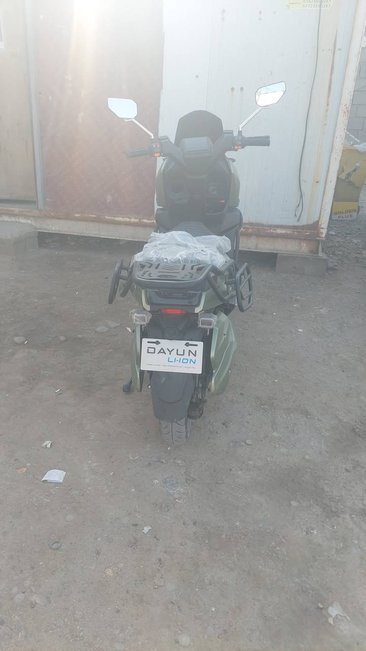 دراجه شحن جيتور جيل سابع صاري شهر من اخذته  دراجه غني عن التعريف  بطاريه لثيوم فوسفات حديد  دراجه مكفوله من كلشي كلشي شغال بيه  بيه ٣سرع نضام البك مثبت سرعه دراجه ماتعبانه بعده بضمان شركه سعره مليون ٤٠٠وبيه مجال قليل مكاني صابيات


**إذا كنت صاحب هذا الإعلان وتريد حذفه لأي سبب، رجاءا أرسل رسالة إلى الدعم الفني**