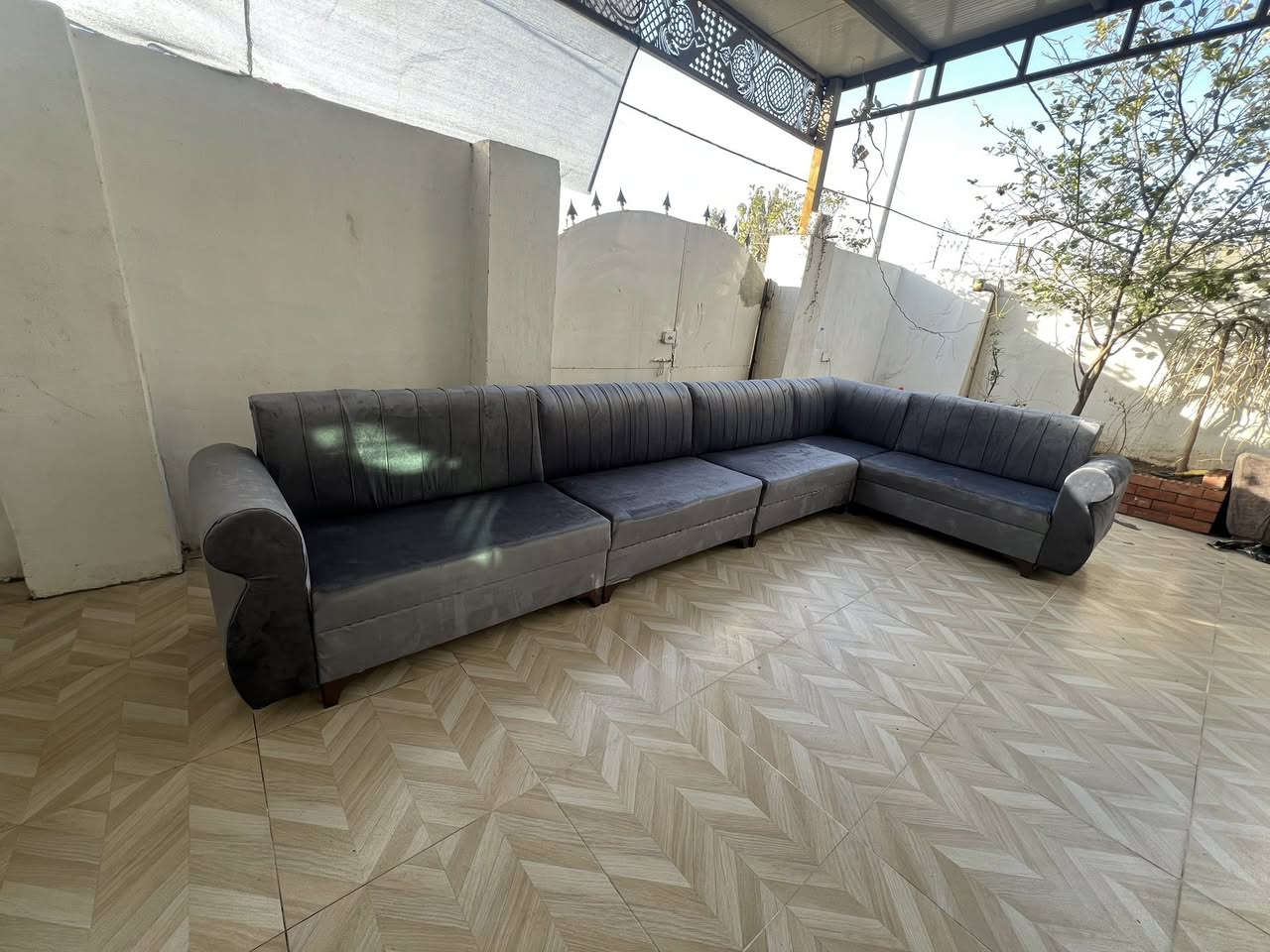 ديوان9نفر نضيف جدا السعر150 مكان اربيل توصيل متوفر موصل20
***********واتس اب
