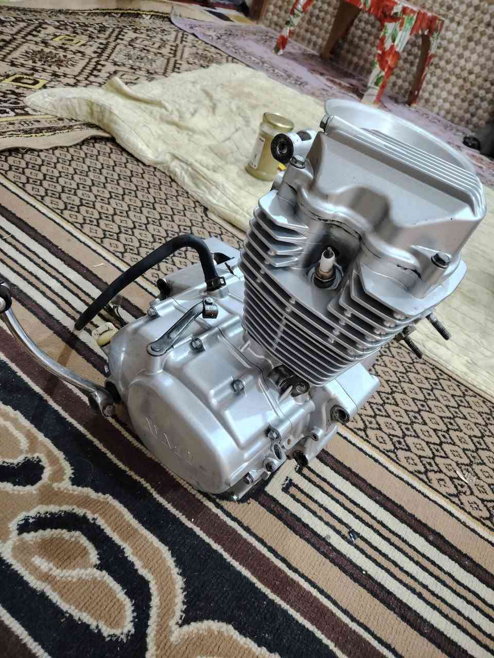 متاح مكينه جديده ماعرف شنو بيه كوم حديد مكاني رميثه بيش ما جان خذه


**إذا كنت صاحب هذا الإعلان وتريد حذفه لأي سبب، رجاءا أرسل رسالة إلى الدعم الفني**