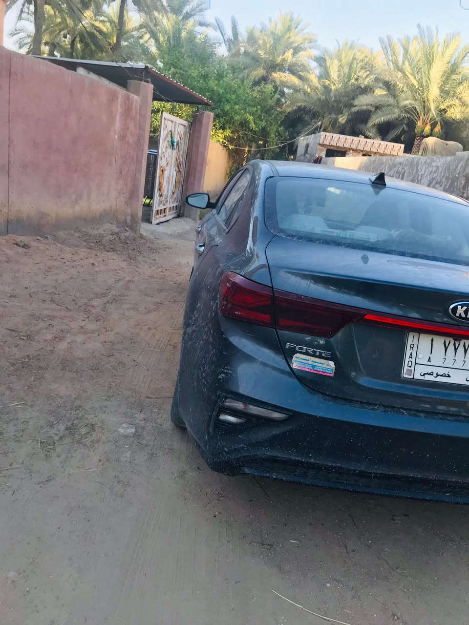 سلام عليكم سيارة للبيع فورتي امريكي سيارة بسمي تحويل مباشر مكاني بابل ورديه خارج سياره معروضه ١٢٥وبيه مجال الخاص مغلق رقم ***********
