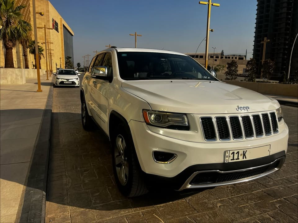 🔥 للبيع Jeep Grand Cherokee Limited 2014 🔥

المواصفات

* 🚙 وارد أمريكي

* ⚪ اللون: أبيض

* 📍 الموقع: بغداد – الدورة

* 📄 رقم بغداد إنكليزي مميز وتحويل مباشر، السيارة باسمي

* ✔️ محرك 3.6L V6
* ✔️ نظام دفع رباعي 4×4
* ✔️ ناقل حركة أوتوماتيكي 8 سرعات
* ✔️ شاشة أصلية كبيرة
* ✔️ كشنات جلد أسود أصلية
* ✔️ فتحة سقف
* ✔️ تشغيل عن بعد
* ✔️ شفتات على المقود
* ✔️ كاميرا خلفية أصلية
* ✔️ حساسات خلفية
* ✔️ بصمة تشغيل وبصمة أبواب امامي

* ✔️ نظام القيادة الرياضي (Sport) 🏎️
* ✔️ نظام ECO الاقتصادي
* ✔️ مصابيح عدسة زينون
* ✔️ مقود كهربائي مع خاصية التدفئة
* ✔️ تحكم كامل من المقود

الإضافات

* ✅ تخم إطارات ياباني bergestone قياس 20 إنج والجناي يعرف قيمة التايرات ويل كپ ٢٠ نجمة الأصلي مال الشركة 
*✅ عنبار نظام البريك جديد شركة وكالة موبار 
*✅ براد دهن المحرك جديد وكالة
* ✅ راديتر جديد أصلي Mopar
* ✅ راديتر التدفئة الداخلي جديد أصلي Mopar
* ✔️ باب خلفي كهربائي (شفط)

* ✔️ هوك سحب مقطورة مع التوصيلات الكهربائية
* ✔️ مقاعد أمامية كهربائية مع التدفئة
* ✔️ تدفئة للمقاعد الخلفية
* ✔️ تدفئة للمقود
* ✔️ ذاكرة مقاعد (3 وضعيات)
* ✔️ مرايا كهربائية قابلة للطي
* ✔️ إشارات مدمجة بالمرايا

الحالة

* ✅ السيارة نظيفة جداً واستعمال شخصي محدود
* ✅ جميع أعمال الصيانة والأدامة مجراة بشكل دوري ومنتظم

* ✅ تبريد ممتاز ❄️
* ✅ جاهزة بالكامل ولا تحتاج مصروف
* ✅ تراي وين مايعجبك 

* 💯 مناسبة للباحثين عن النظافة والمواصفات المتكاملة

* 💯 مثالية للاستخدام اليومي والسفر

للاستفسار. التواصل

* 📲 واتساب فقط: ***********

* ❌ أعتذر عن عدم الرد على الماسنجر مكلف بالنشر

والله ولي التوفيق.
