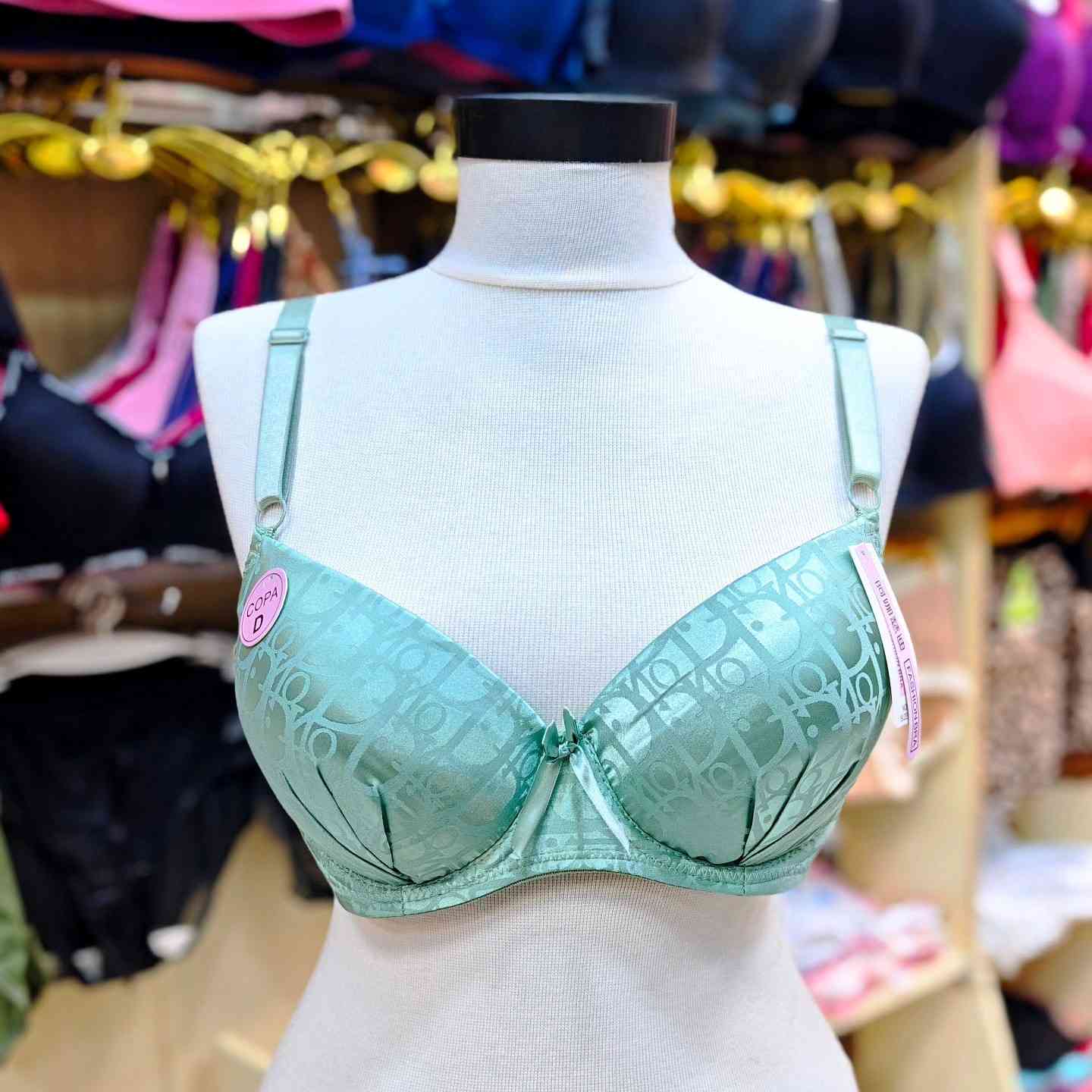 ملابس داخلية نسائي 🌸👩🏻
📏 قياس خاص دبل سفنجة 📏 
كوالتي وخامة ولا غلطة 💯💖

#بوتيك_لوزه 🍁 العنوان📍واسط / الحي / شارع التمايمه (نهاية شارع الشيخ عاليمين)
يتوفر #توصيل داخل الحي و لجميع المحافظات 🛵🚕

#اكسبلور #لايك #فولو ملابس_داخلية حمالات_صدر
حمالة_صدر ستيان ستيان_نسائي


**إذا كنت صاحب هذا الإعلان وتريد حذفه لأي سبب، رجاءا أرسل رسالة إلى الدعم الفني**