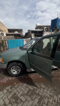 فورد اكسبيشن موديل ١٩٩٨ مسجله ب سنويه ٢٠٠٢ كير ومكينه جدد صار شهر شاده...