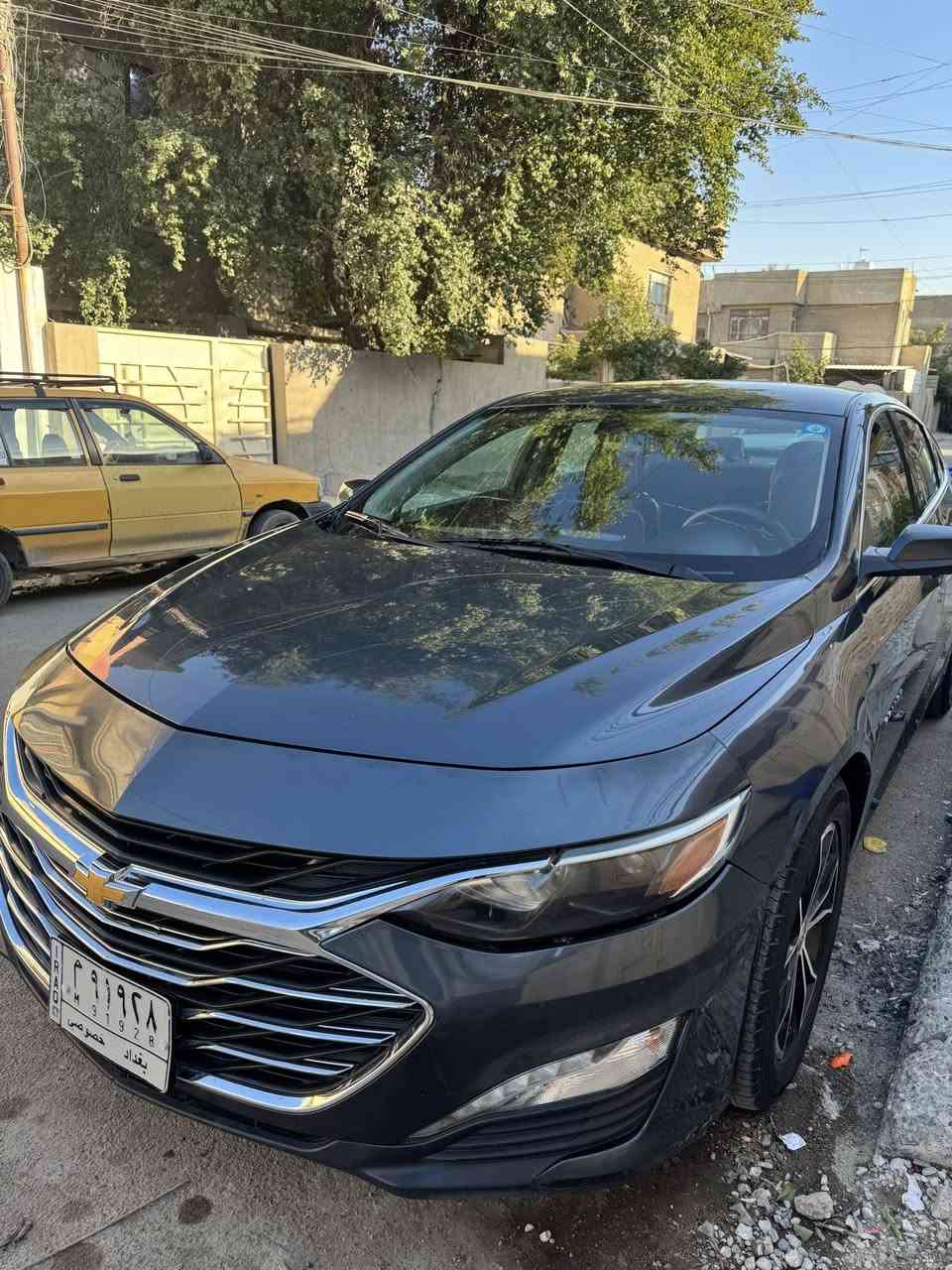 ماليبو 2020 Lt كلين بدون حادث
المواصفات معروفة

شاشة كبيرة 

كامرة دوارة

تدفئة كشنات

تبريد قطعتين 

ماشية 150 كيلو 

4 بصمات 

تايرات جدد

سيارة جاهزة من كلشي 

صاير بيها حادث داخل بغداد ومبدل باب الصدر فقط سيارة جاهزة كلش داخلة كلين بدون حادث 

معووووقين والمعوق موجود وبعدة صغير خوش انسان جداً

السعر 120 وبيها مجال مستعجل 

مكاني بغداد الجديدة النعيرية ***********
