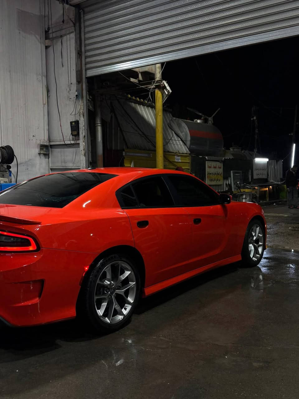 🚗 للبيع دودج تشارجر GT وكالة هارلم – خليجي مكفولة 🚗
🟠 اللون: أورنج (برتقالي)
💪المواصفات:
محرك 6 سلندر 3600
ماشيه 58 ميل
قير أوتوماتيك مع وضعية سبورت
Sport Mode & Super Track Pack
نظام تعليق رياضي محسن
دبل إكزوزت بصوت رياضي
Body Kit رياضي
فتحات تهوية على البنيد
تايرات رياضية قياس كبير
إضاءة LED أمامية وخلفية
شاشة لمس، كاميرا خلفية، حساسات خلفية
تشغيل بصمة
داخل جلد مختم GT
تحكم بالمقود مع Paddle Shifters
مثبت سرعة
أنظمة أمان (ABS – Traction – Stability Control)
داخلية جديده
وكالة هارلم – خليجي – بختصار السياره ما ناقصها اي شي مكفوله من الدعاميه للدعاميه
🛑واذا ميعجبك.السعر لاتكسر بيها 🛑
📍 السعر: 340 بيها مجال بسيط للجادين
📞*********** للتواصل: خاص / اتصال
