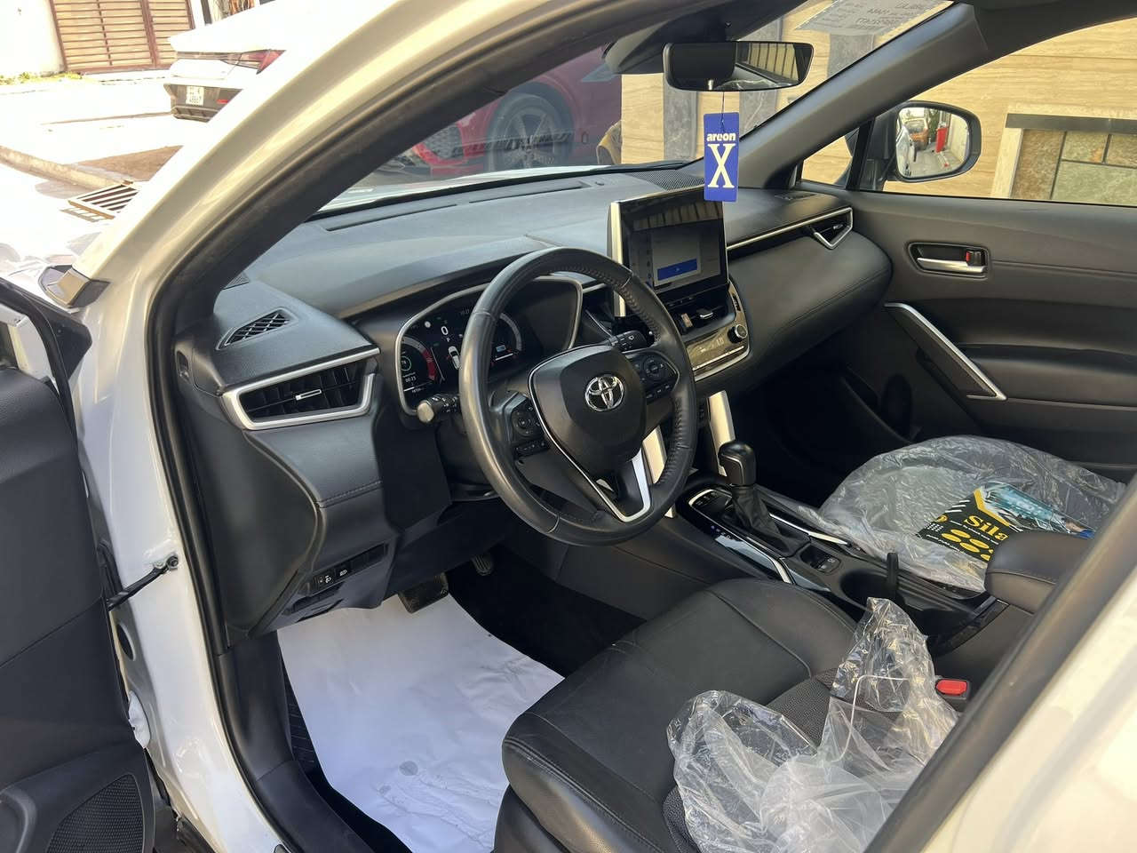 كورلا كروز هايبرد موديل 24 فول موصفات سعرها 165 هذه رقمي ***********
