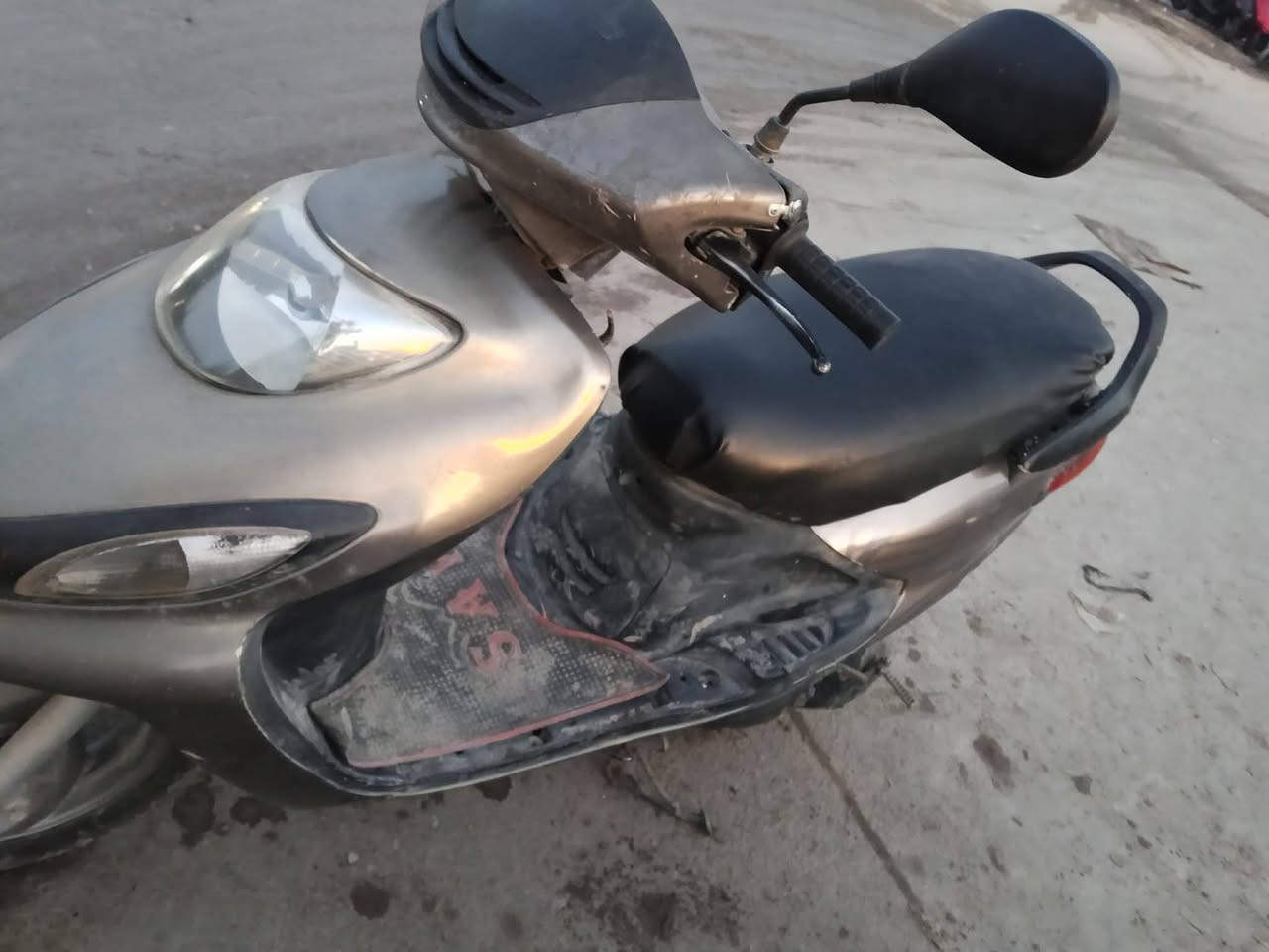 دولفين نكرة سلف لا نضوح ولا تبخير مكفوله
مكان حله مركز المدينه معروضه ب٣٧٥ 
 مكلف بالنشر هذا رقم صاحبها ***********
