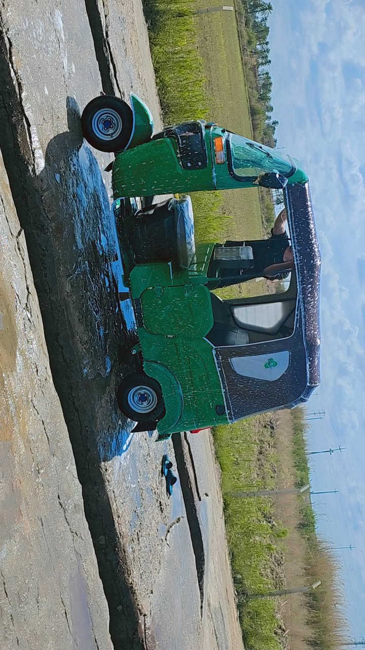 سلام عليكم تكتك البيع 22 شهر 5 وكيل شاكر كشر مكفول مكينة بستم مكان المجر الكبير سعر   7200 بي مجل الشراي  ***********
