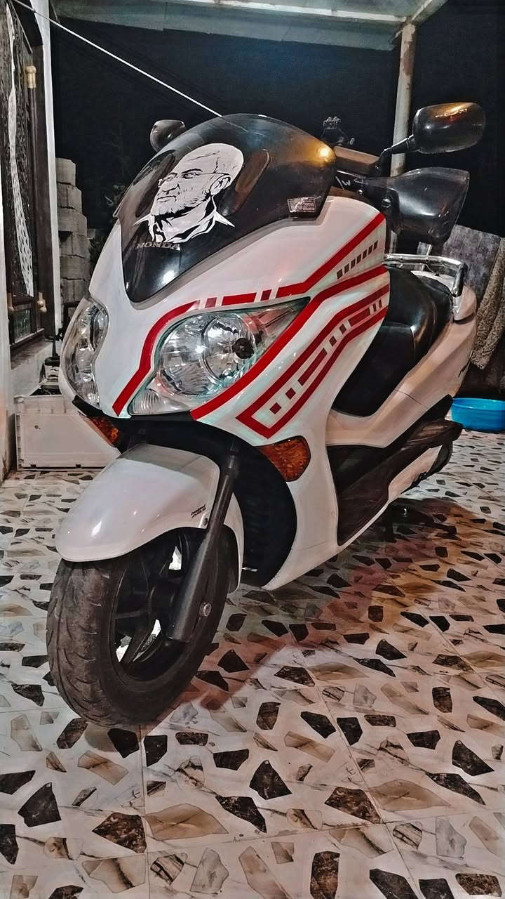 MF_0.10
بحالة الوكاله
فول مواصفات
مسجل بلاد ويه السكليتر
مانع انزلاق ABS
لايت زينون
كفاله عامه. شرط بلاد
السعر المطلوب 1700 بيه مجال بسيط
للاستفسار ***********  مكاني نعمانيه
