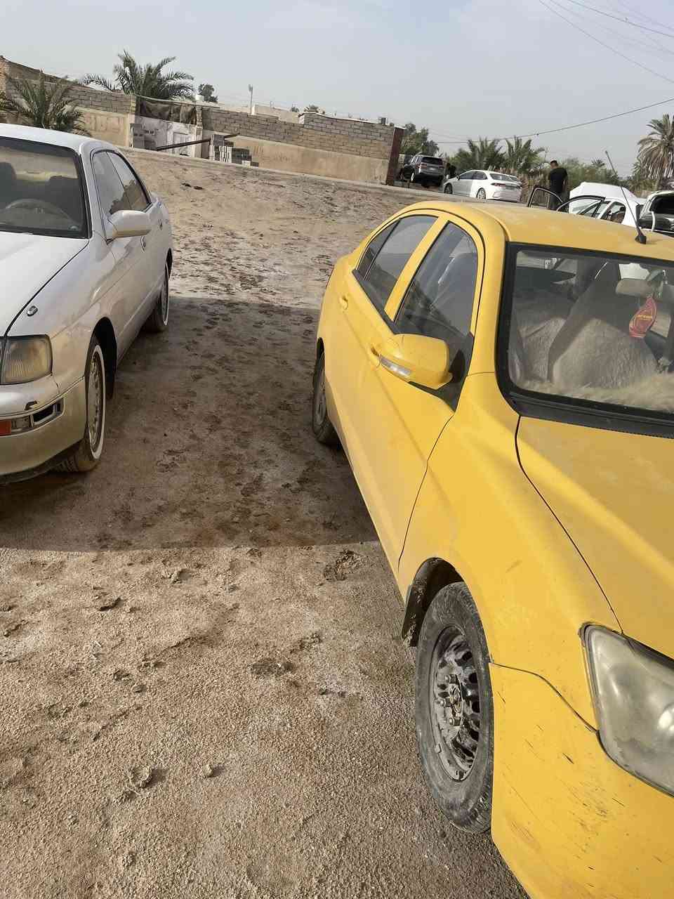 السلام عليكم
سياره  نوع فاو صيني موديل 2016
مكفوله كفاله عامه من صبغ والحادث وتبديل 

مابيها صبغ ولا ذره + كهربائيات شغاله 

سياره هزه جديده +مصفره هيه وغرمات 

المحرك وكير بكتاشو بعدهن چيس مثل ما ب صوره 

سياره تبريد ثلج 

تاخذها ماتتعب بيها ابد 

سنويه لسنه 2027 

مكاني ب سوق شيوخ وصاحبها الشرعيه ب دوانيه يريد مداور ثاني يوم 
سعر 40 وبيها مجال بسيط 

تواصل رقم موبايل *********** 

او ع ماسنجر
