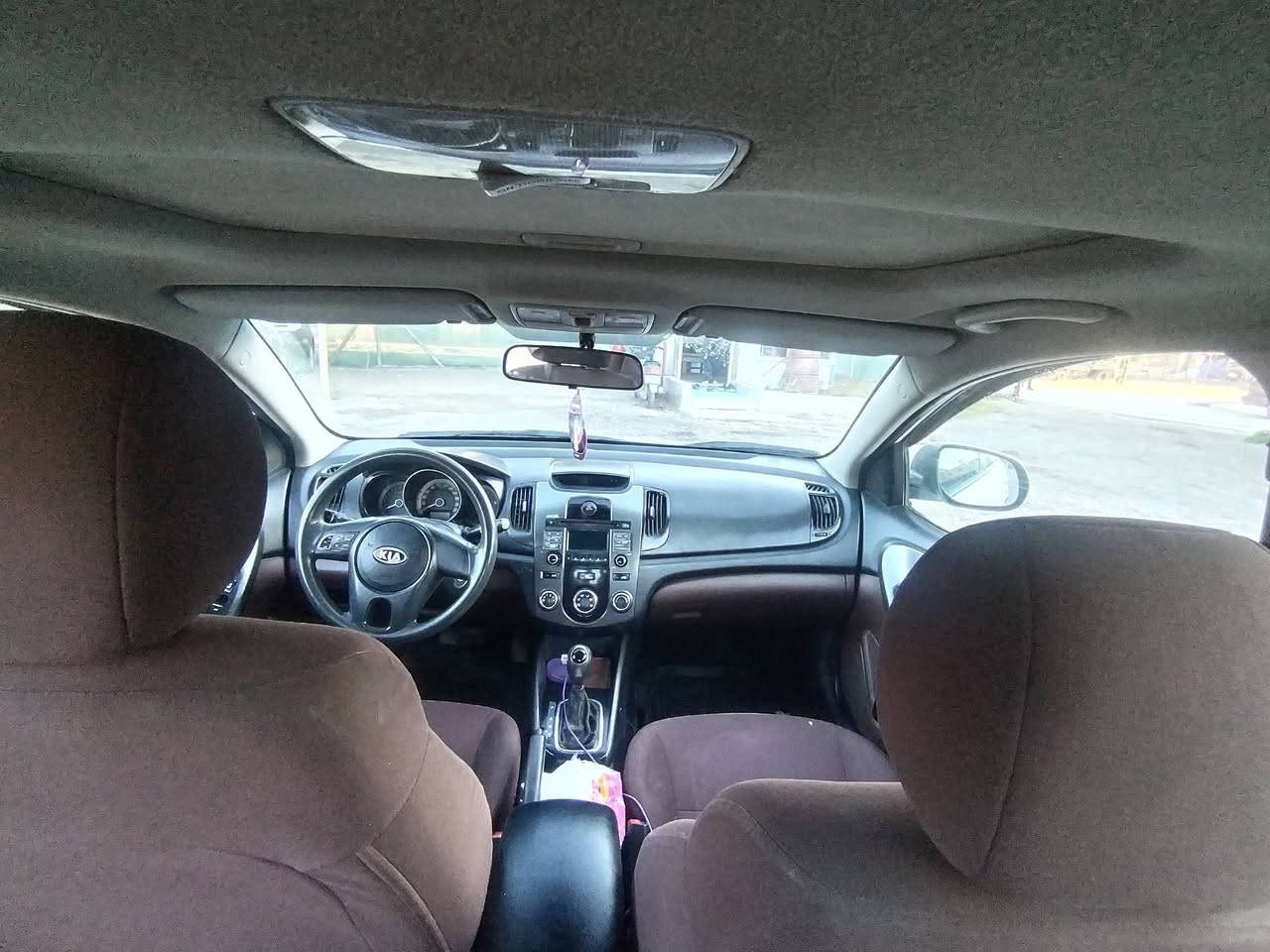 #للبيع...
بسعر 115$وبيه مجال بسيط 
سيراتو 2011
رقم اربيل دولي 
شرط الوكالة والتحويل 

✳️محرك 1600شرط لاتبخير ولاتنقيص 

✳️كير اتوماتيك  اي عيب مابيها مال بيت"

تدفئة /تبريد/كهربائيات/صدر/تايرات/كلها مكفوله 

🚘سياره جاهزه شرط برغي ما ناقصها Ⓜ️

✅سياره كلين بدون ضرر بيها ملاحظات مثل ماموجود بالسونار مع الصور Ⓜ️
السعر 115$💸

تايرات 4️⃣ جديدة 🆕 
صدر امامي خلفي كلا جديد 🆕 
مكان السيارة موصل الأيمن 
رجاءً ما أقفل سعر بالتلفون تعال وتدلل 

للاستفسار *********** 
***********
