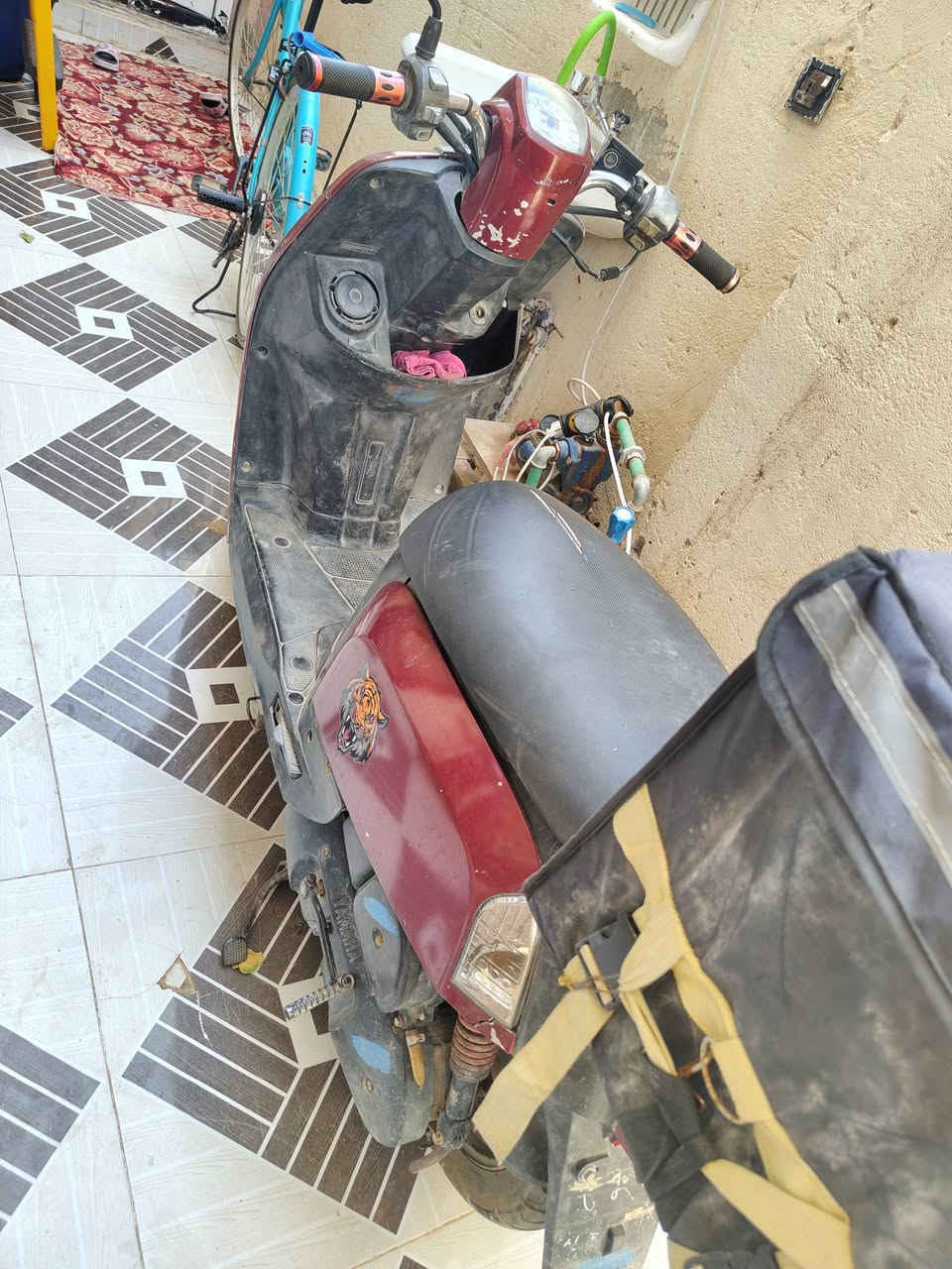 دراجه للبيع بوليسي مستعجل على البيعه تواصل على هذا الرقم ***********
