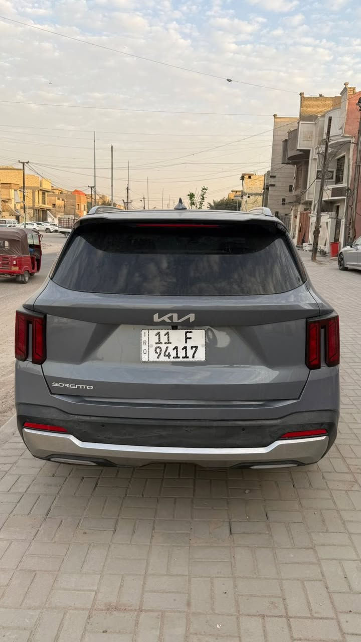 سورنتو 2025 امريكي
ماشيه22 دخول جديد

لون رصاصي

7راكب

شاشه متصله

تشغيل عن بعد 
محرك 2500تيربو
تدفئه تبريد  كشنات واستيرن
حساسات

بصمه

بنوراما

سياره فول للاخير وبقيه مواصفات معروفه

ضربته من امريكا شبر بارد يم قبق البانزين

وهنا انضرب عندي نص باب ورجعته درجه اولى

للاستفسار الاتصال7740000774
