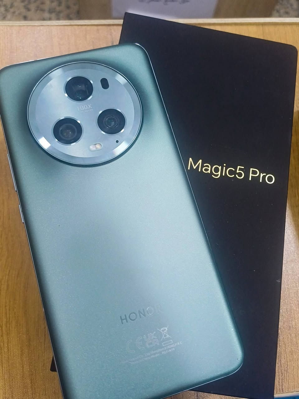 هونر ماجك فايف برو ذاكر ٥١٢
 الجهاز مبدل شاشه قبل وكاله اصليه
ملحقاته كامله + كفر الشركه ما مستخدم 
سعره ٤٧٥ وبي مجال قليل 
مكان بغداد


**إذا كنت صاحب هذا الإعلان وتريد حذفه لأي سبب، رجاءا أرسل رسالة إلى الدعم الفني**