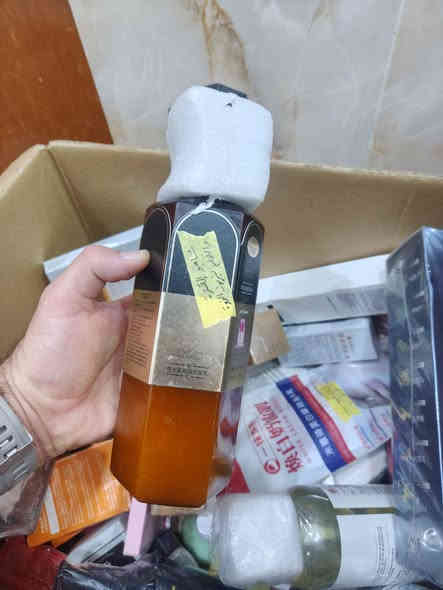 اللهم صل على محمد وال محمد 🤲 🤲 🤲    
السلام عليكم متابعينا الافاضل ورحمة الله تعالى ✋✋ 
 بضاعة كوزمتك اوربي اصلي باسعار تنافسيه 💄💄
 القطعه 2 و3 و4 و5 فقط لاغير زورونا قبل نفاذ الكميه سارعوا بالحجز 💲💲💲💲💲💲
يوجد خدمة توصيل لجميع المحافظات 🚛🚛🚛🚛🚛
العنوان ذي قار سوق الشيوخ شارع دكتور عمار قرب اسواق الكفيل ومقابل مطعم المدينة الفرع الثاني 🍗🍗🍗🍗
رقم الاعتماد واتساب *********** 📞📞📞📞
مجمع البيت الالماني في سوق الشيوخ 🇩🇪🇩🇪🇩🇪
