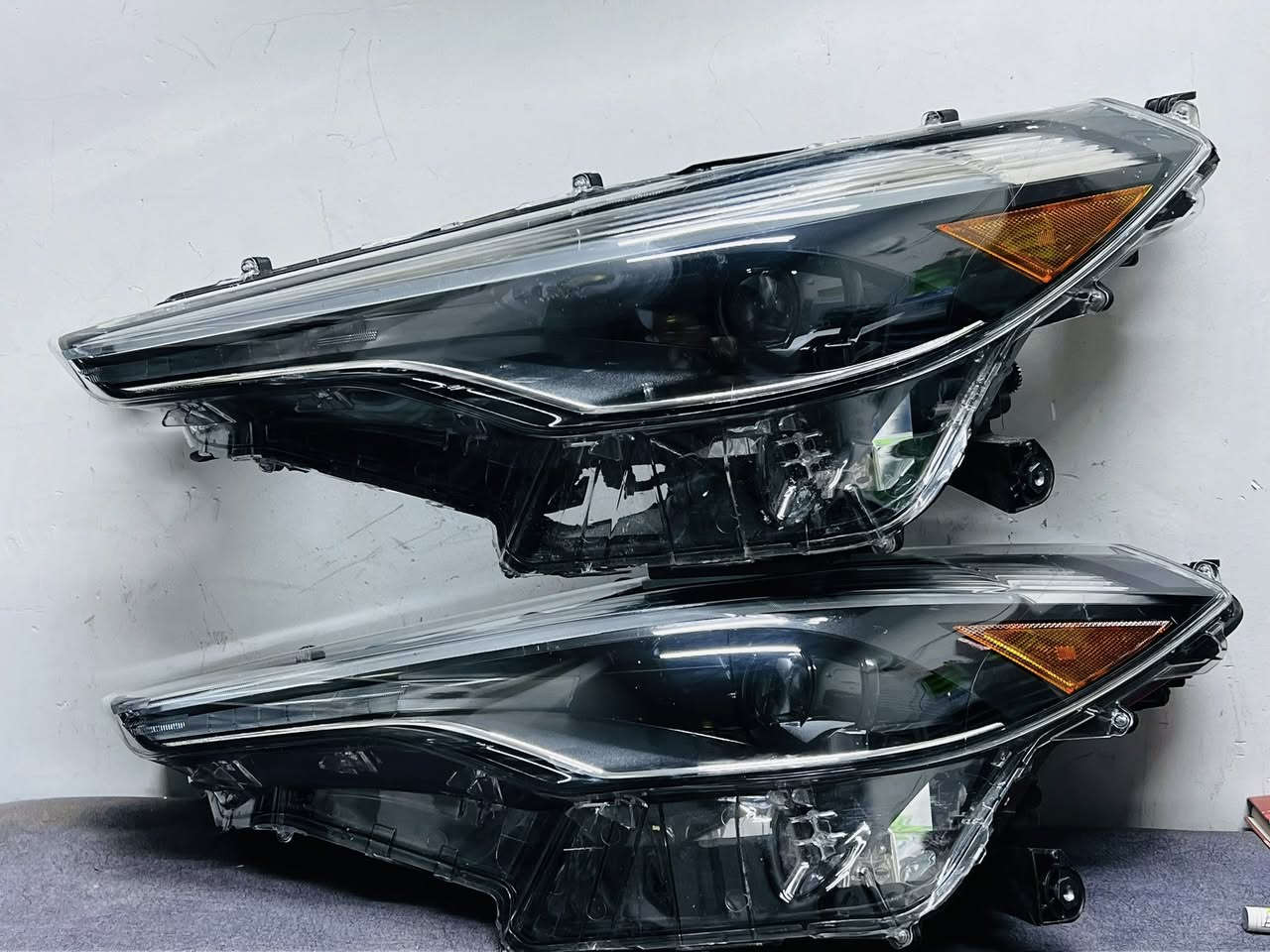 لايتات وارد امريكي تفصيخ 
*********** 
كارت متوفر
