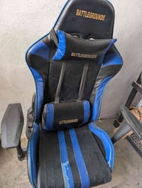 كرسي • بحاله جيدة • قابل للتفاوض