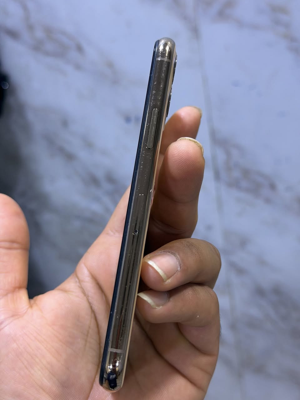 مستعجل سلام عليكم ايفون 11برو جهاز مبدل شاشه وبطاريه امانت الله ورسوله جهاز كلشي مابي ول نضافه100٪؜ بطاريه89سعر225الف.رقمي ***********
