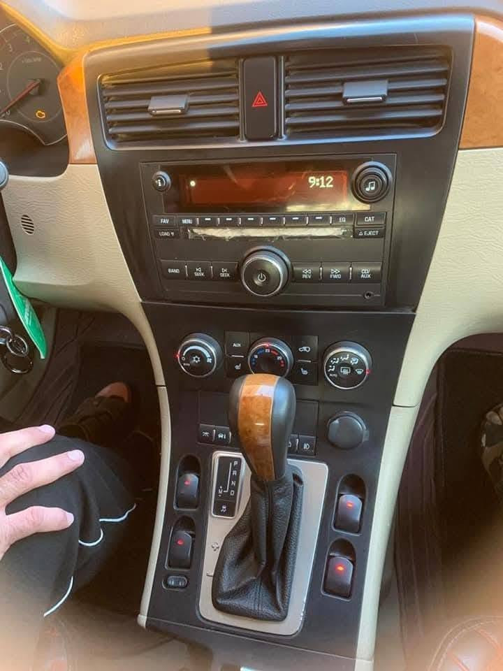 بغداد مكانهة حي الجهاد
***********
السعر (77 ) 
Suzuki XL7 
موديل 2008
بغداد مشروع وطني
AWD     4ويل

سلايدروڤ
تحكم ستيرن
كشن كهربائي 
7 راكب
تبريد شغال
دوشمه جلد بقلاوه
محرك  6سلندر حجم 3600
مكينه كير صدر تاير مكفول
كشر بس دعامة امامية مصبوغه سبب جراد
باقي مكفول
