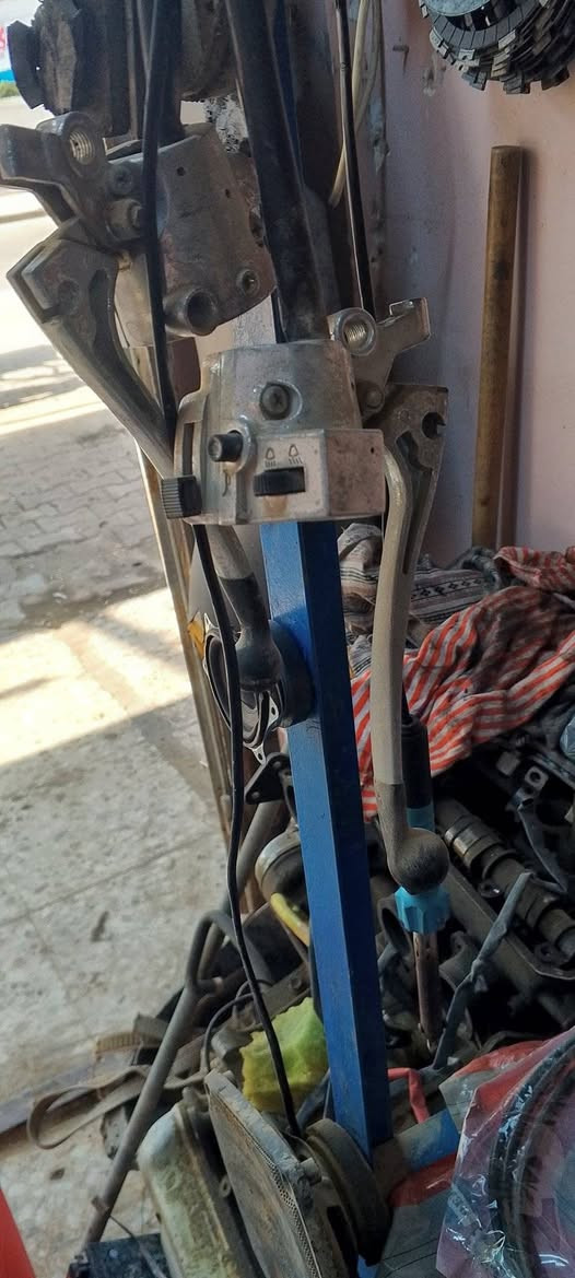 يالله سلام عليكم
منشور رقم 1 بي تقريبا 30 صورة
للاستفسار اكثر الاتصال بصاحب المحل
***********
سيد مازن
العنوان نهاية شارع العمارة الحمرة كدام المدرسة البيضة اسمه مدارس الابداع على ايدك اليمنة راح تشوف دراجات ضخمة مفصخة
