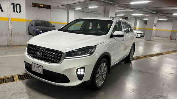 السلام عليكم  للبيع فقط 
الي يدور جديد اخت الزيرو فابلون الشركه بيه السياره مخزونه
كيا سورنتو موديل 2020 خليجي ستلام. شركه على يد وحده من الزيرو كفاله عامه والشخط والرصعه 
مكفوله من كلشي بشرط الفحص 
ماشيه32 كيلوحقيقي 

الموصفات 
⚜️صندوك كهرباء ⚡️ 
⚜️بصمه 4
⚜️بردات
⚜️ثلاث وضعيات قياده
⚜️كشنات جلد 
⚜️كراسي كهرباء
⚜️مانع نزلاق 
⚜️حساس امامي
⚜️حساس خلفي
⚜️كامره خلفيه دواره
⚜️شاحن لاسلكي 
⚜️شاشه 
⚜️▪️7راكب 
⚜️▫️ 6سلندر 
⚜️▪️ 3قطع تبريد
⚜️فول تحكم
⚜️كراسي جلد اوف وايت
⚜️سبير منزل
⚜️مري شفط
⚜️ويل كب 20كروم بلاد
العنوان بغداد العامريه 
السعر 278$$
اللاستفسار(‏‪***********‬‏) بغداد
