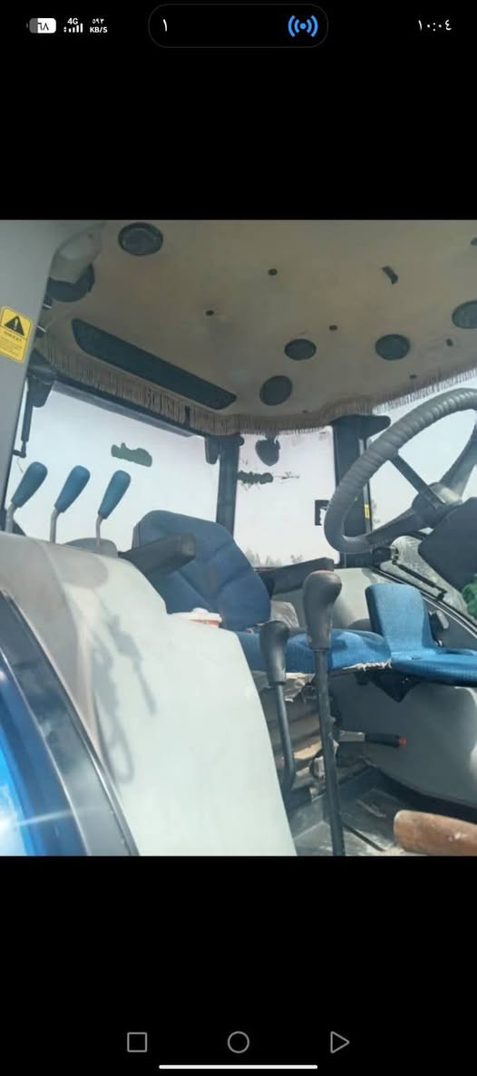 مكينه نيوهلند للبيع موديل 2014 حجم 110نص اوتوماتيك 
مع فدان السعر 25مليون 
إتصال على الرقم
‏‪***********‬‏
